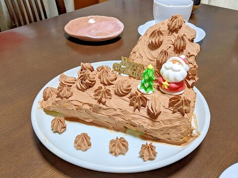 親子で作るバタークリームの本格ブッシュドノエル